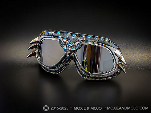 Moxie and Mojo Tazmanian Devil Goggles