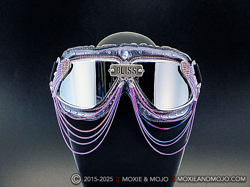 Moxie and Mojo Bliss 2017 Goggles