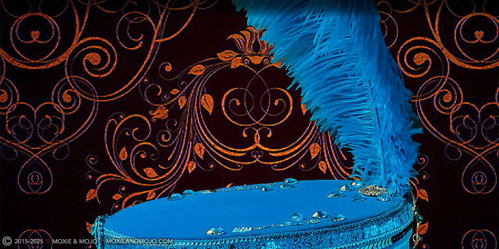 Moxie & Mojo  :: Blue Dazzled