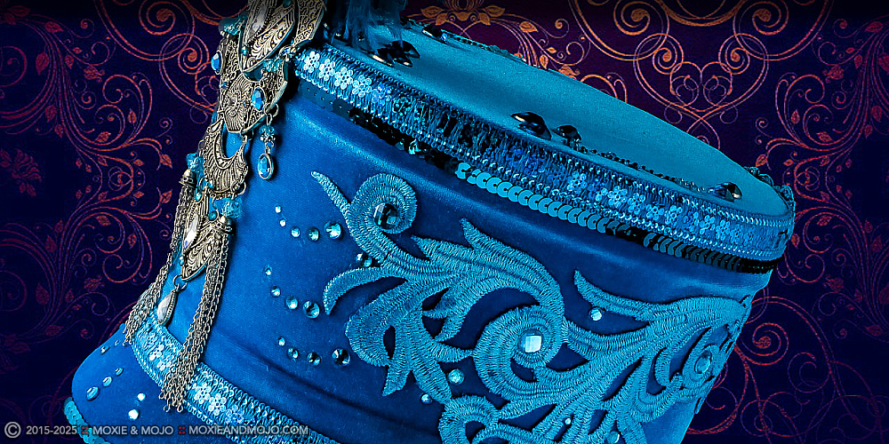 Moxie & Mojo  :: Blue Dazzled