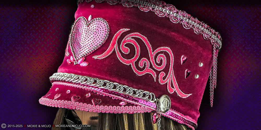Moxie & Mojo  :: Little Red Riding Hat