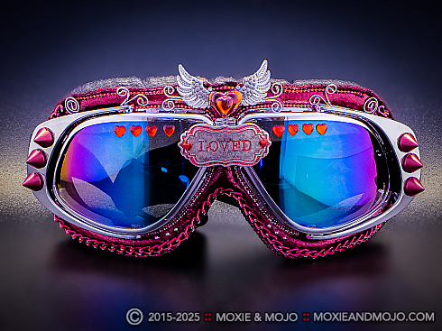 Moxie and Mojo No H8 Goggles