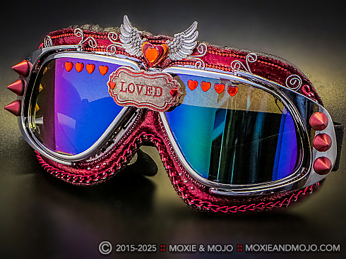 Moxie and Mojo No H8 Goggles