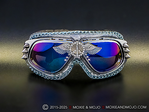 Moxie and Mojo Peace Keeper Worldwide Goggles