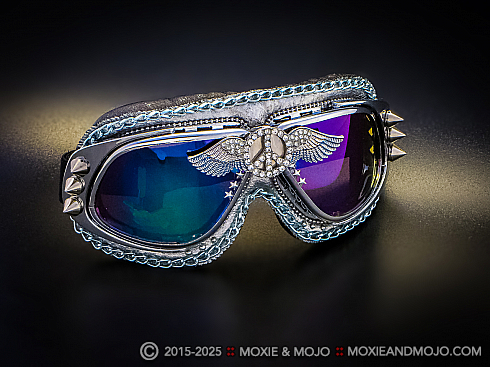 Moxie and Mojo Peace Keeper Worldwide Goggles