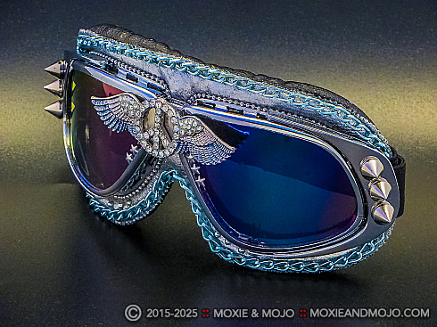 Moxie and Mojo Peace Keeper Worldwide Goggles
