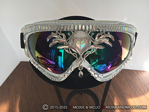 Moxie and Mojo Snow Bunny Goggles