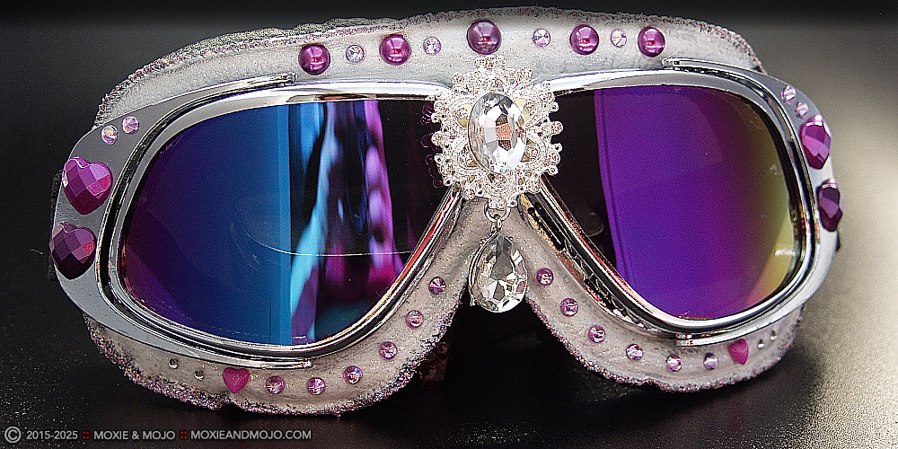 Moxie & Mojo  :: Ice Princess