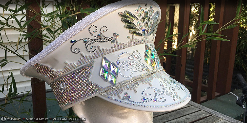 Moxie & Mojo  :: Shimmer