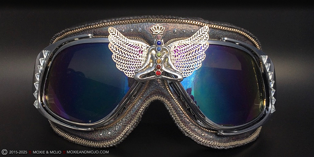 Moxie & Mojo  :: Chakra Angel