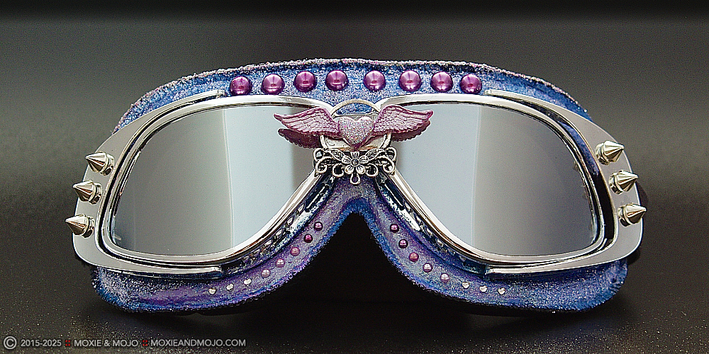 Moxie & Mojo  :: Purple Reign