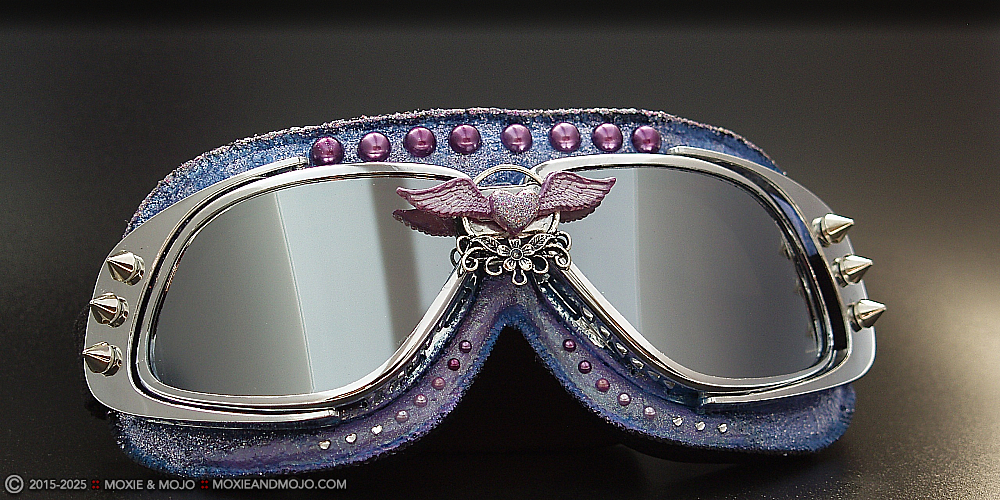 Moxie & Mojo  :: Purple Reign