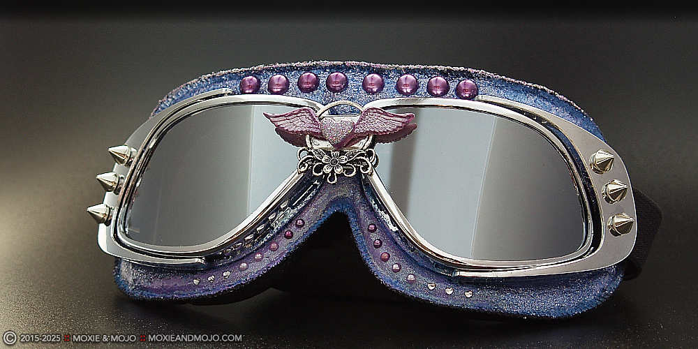 Moxie & Mojo  :: Purple Reign
