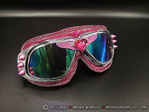 Moxie and Mojo Sweetheart Goggles