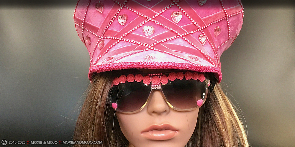 Moxie & Mojo  :: Strawberry Hauteness