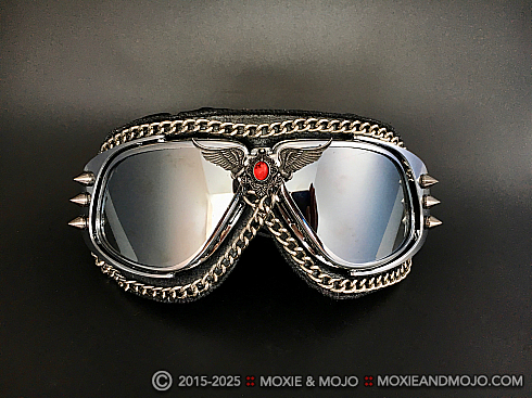 Moxie and Mojo Going Medieval Goggles
