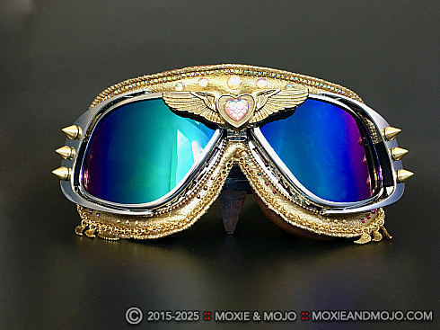 Moxie and Mojo Your Love is Gold Goggles