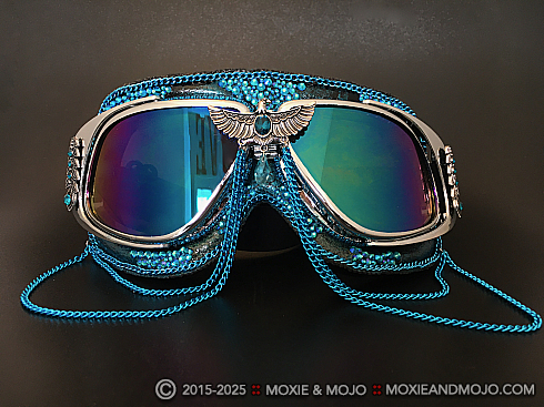 Moxie and Mojo Into the Blue Goggles