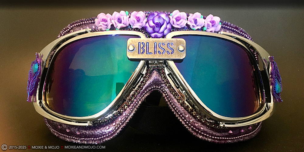 Moxie & Mojo  :: Bliss in Bloom