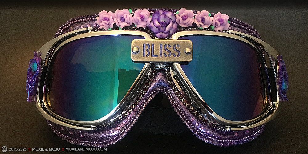 Moxie & Mojo  :: Bliss in Bloom