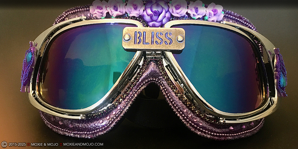 Moxie & Mojo  :: Bliss in Bloom