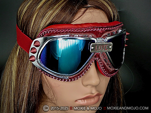 Moxie and Mojo Love Never Fades Goggles