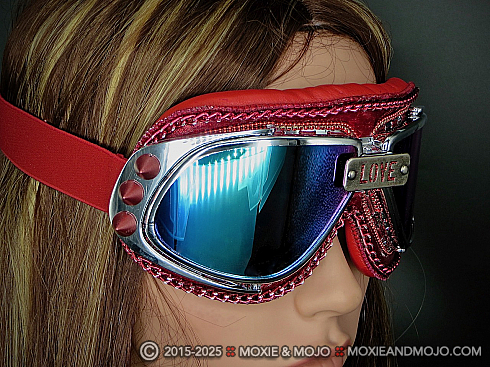 Moxie and Mojo Love Never Fades Goggles