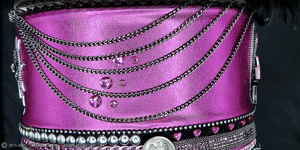 Moxie & Mojo  :: The Flambassador :: 4 Lauren
