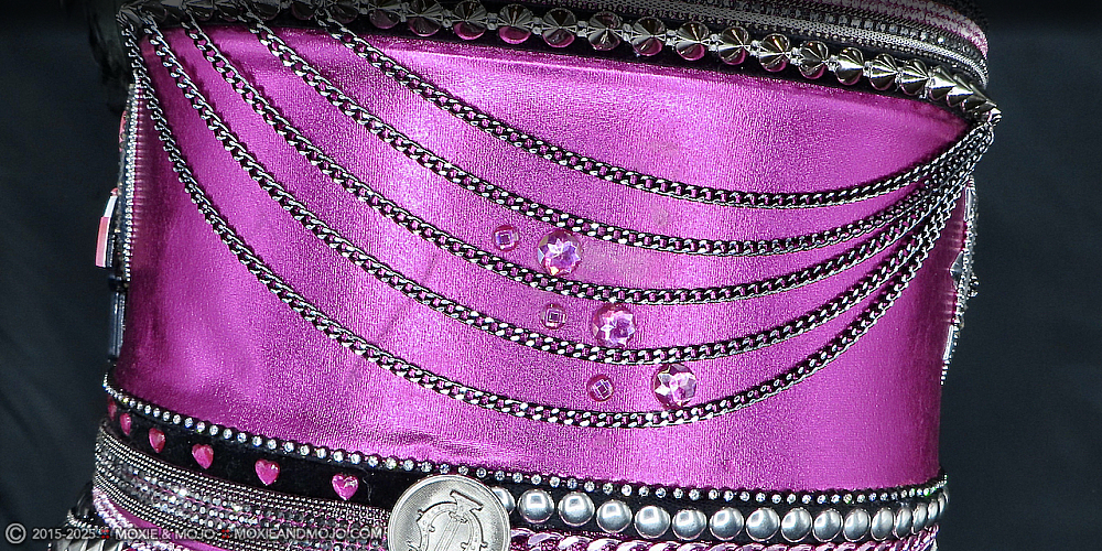 Moxie & Mojo  :: The Flambassador :: 4 Lauren