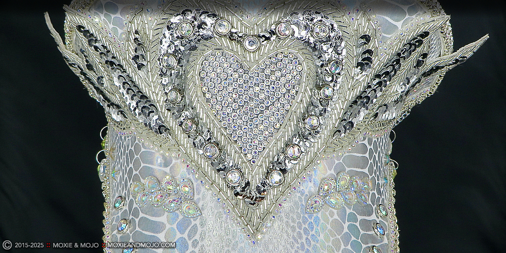 Moxie & Mojo  :: Pure of Heart