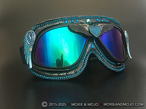Moxie and Mojo Dark Blue Someone Goggles