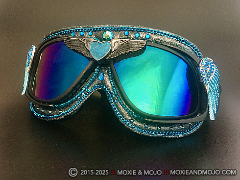 Moxie and Mojo Dark Blue Someone Goggles