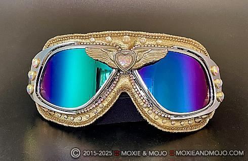Moxie and Mojo Wings of Gold Goggles
