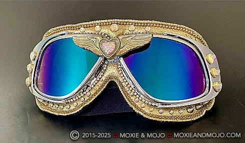 Moxie and Mojo Wings of Gold Goggles