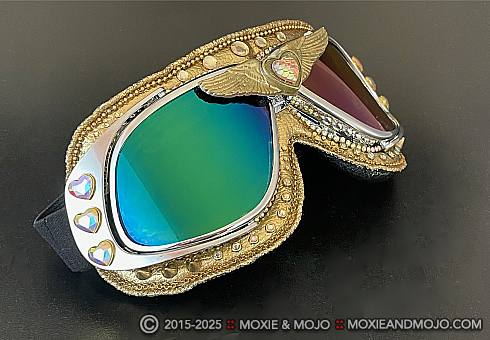 Moxie and Mojo Wings of Gold Goggles