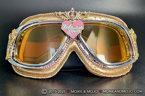 Moxie and Mojo Babe with the Power Goggles