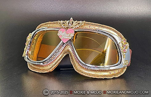 Moxie and Mojo Babe with the Power Goggles