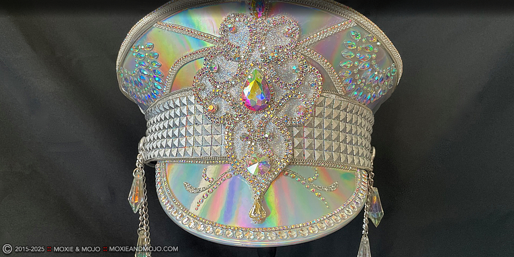 Moxie & Mojo  :: Crystal Couture