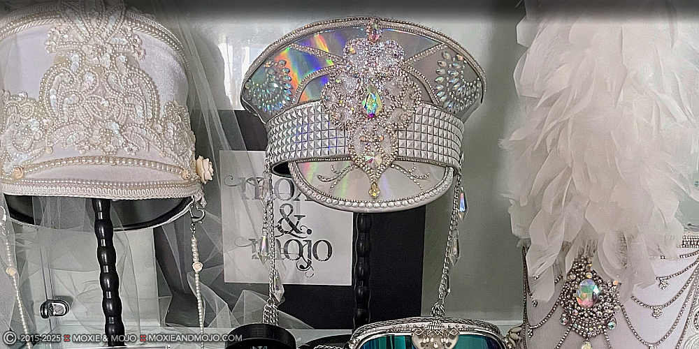 Moxie & Mojo  :: Crystal Couture