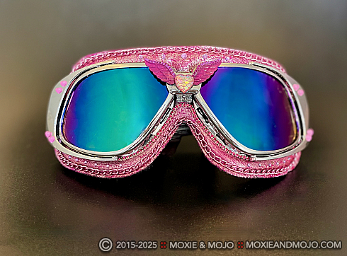 Moxie and Mojo Love Shatters Goggles