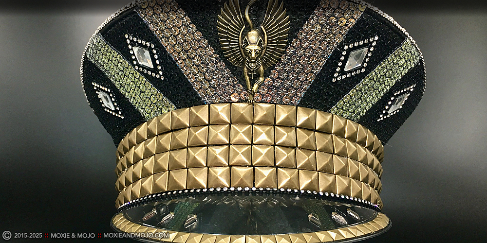Moxie & Mojo  :: Egyptian Tails