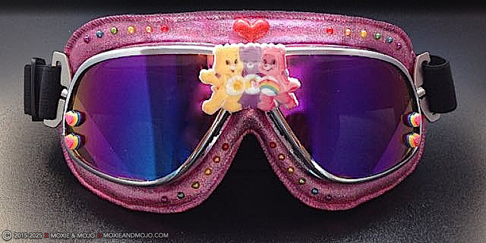 Moxie & Mojo  :: Carebear Love