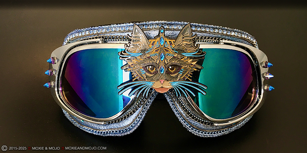 Moxie & Mojo  :: Cat's Eye