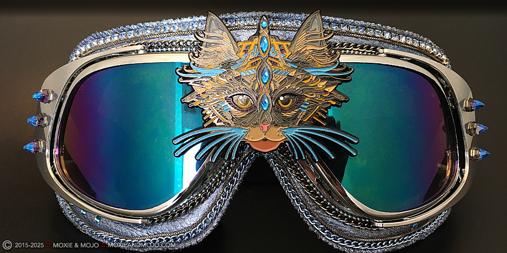 Moxie & Mojo  :: Cat's Eye