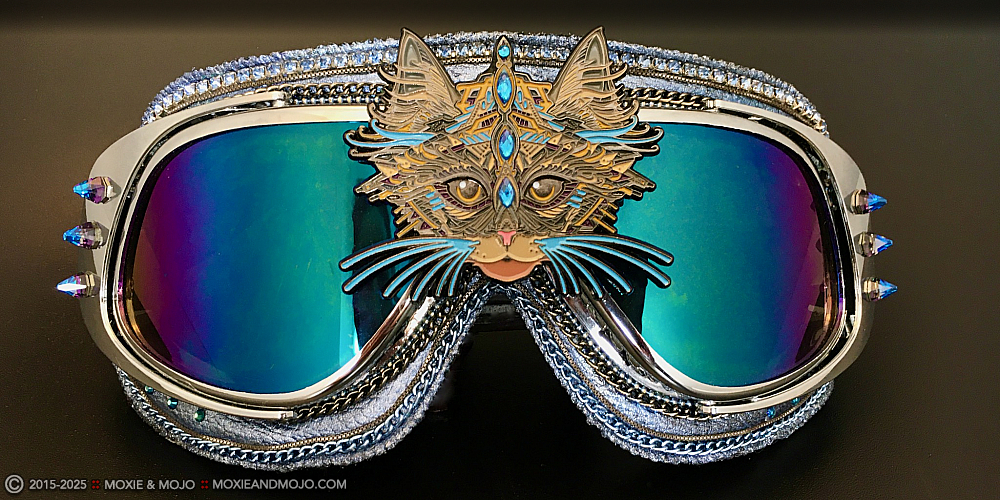 Moxie & Mojo  :: Cat's Eye