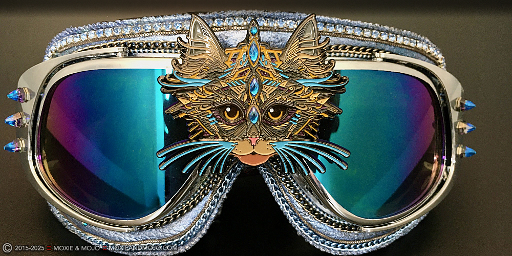 Moxie & Mojo  :: Cat's Eye