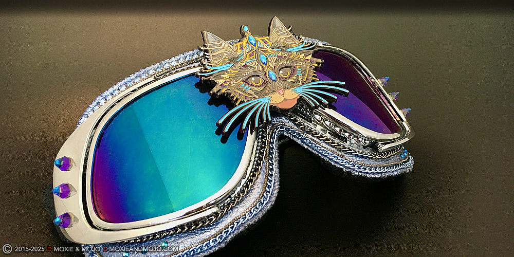 Moxie & Mojo  :: Cat's Eye