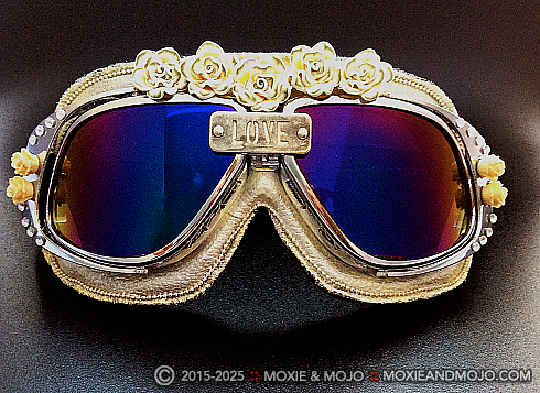 Moxie and Mojo White Roses Goggles