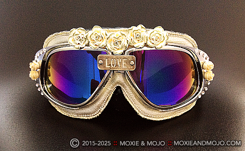 Moxie and Mojo White Roses Goggles