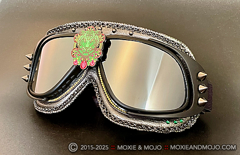 Moxie and Mojo Bass Tiger Goggles